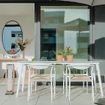 Higueron West Property Collection - The Poolside Garden By Hwpc