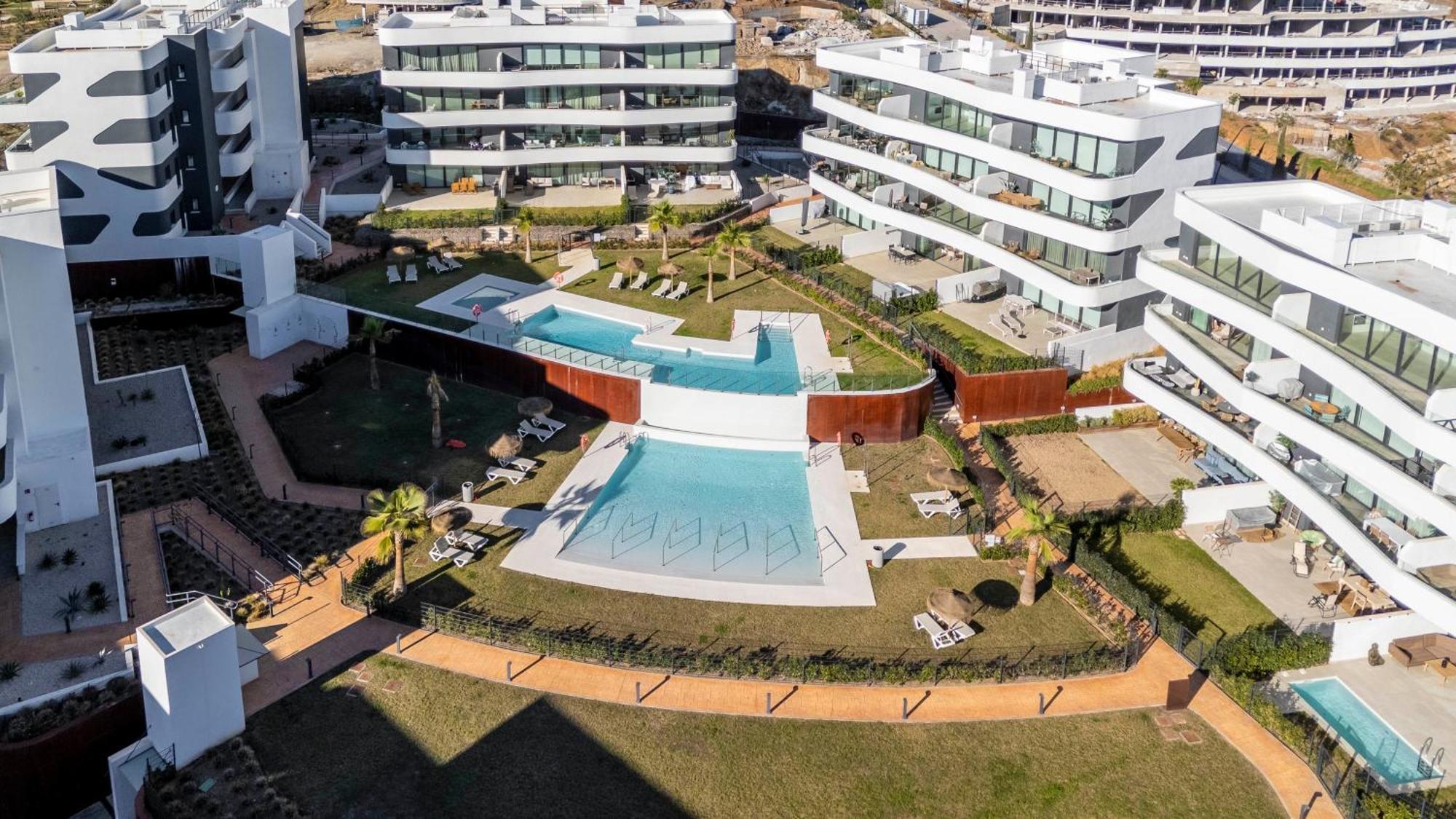 Higueron West Collection - The Poolside Garden By Hwpc * Fuengirola